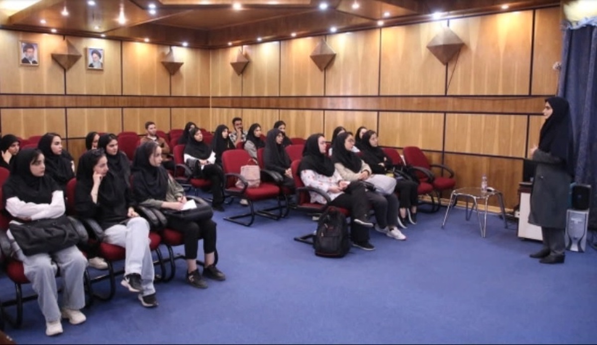 خطرات استفاده از سرنگهای مشترک بین مصرفکنندگان مواد مخدر