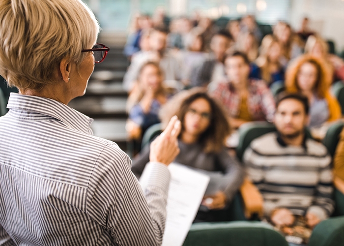 چگونه میتوان روسای دانشگاهها را رتبه بندی کرد؟//////ویرایش چگونه میتوان روسای دانشگاهها را رتبه بندی کرد؟//////ویرایش