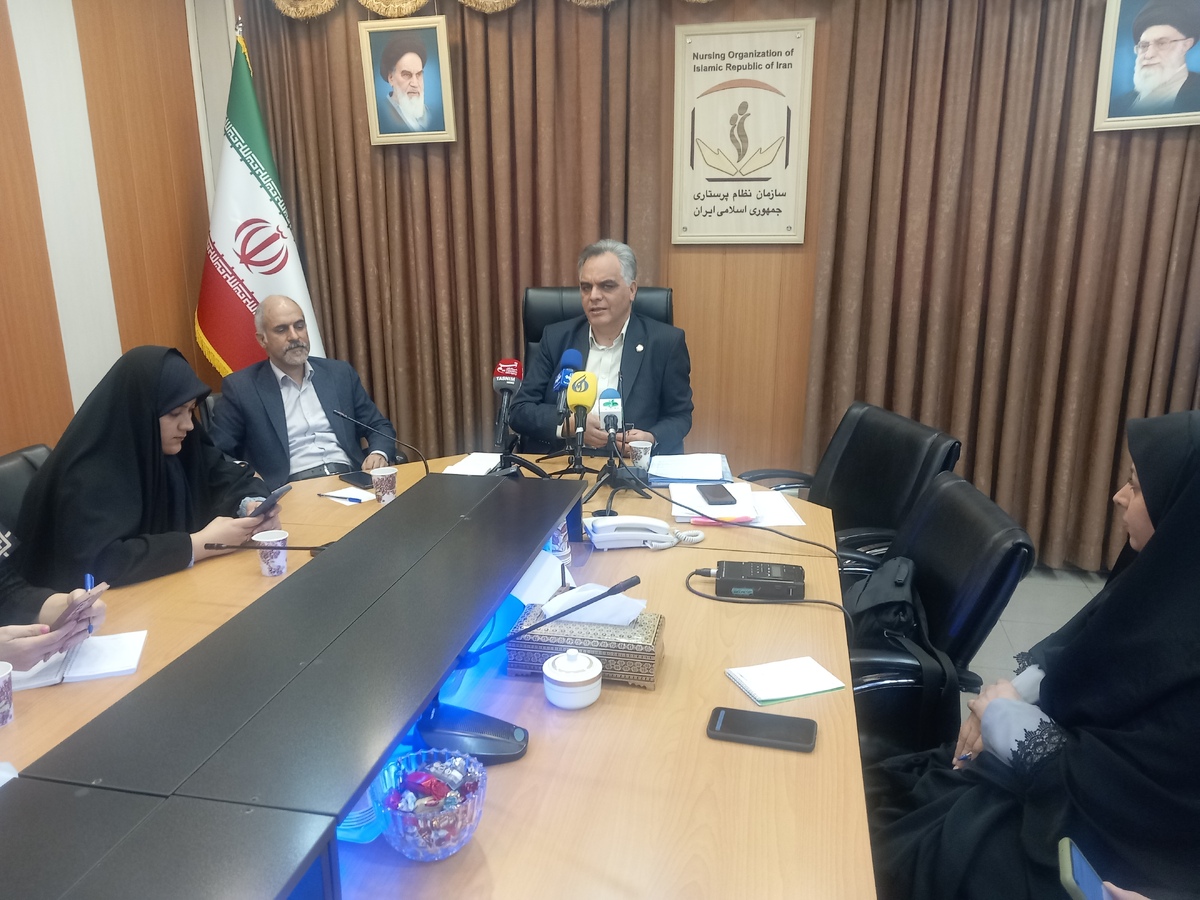 کاهش مهاجرات پرستاران در دو ماه اخیر/فناوری جای پرستاران را نمیگیرد