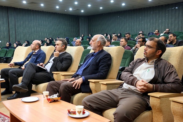 لزوم هوشیارسازی افراد در معرض تخلیه تلفنی و خودداری از دادن اطلاعات مهم لزوم هوشیارسازی افراد در معرض تخلیه تلفنی و خودداری از دادن اطلاعات مهم