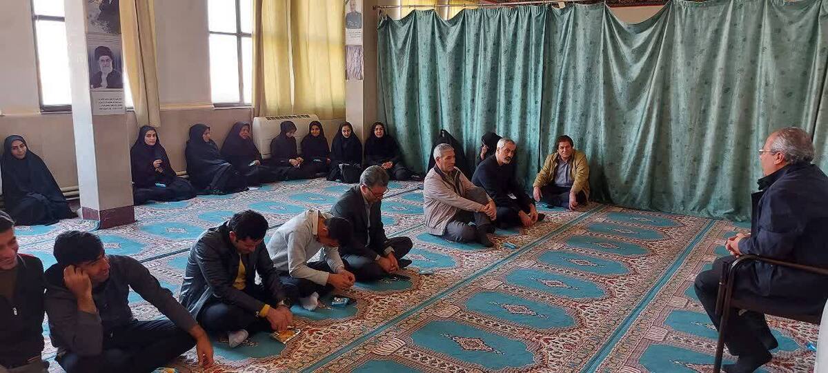 حضرت زینب(س) بعد از واقعه کربلا ستونهای دین و ولایت را مستحکمتر کرد