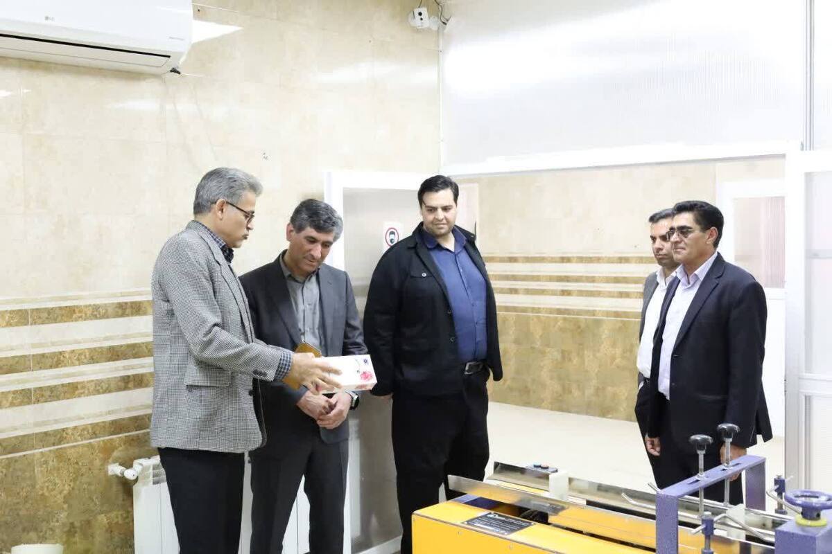 تبدیل آزمایشگاههای دانشگاه آزاد کرمان به مرجع صنایع معدنی جنوبشرق کشور