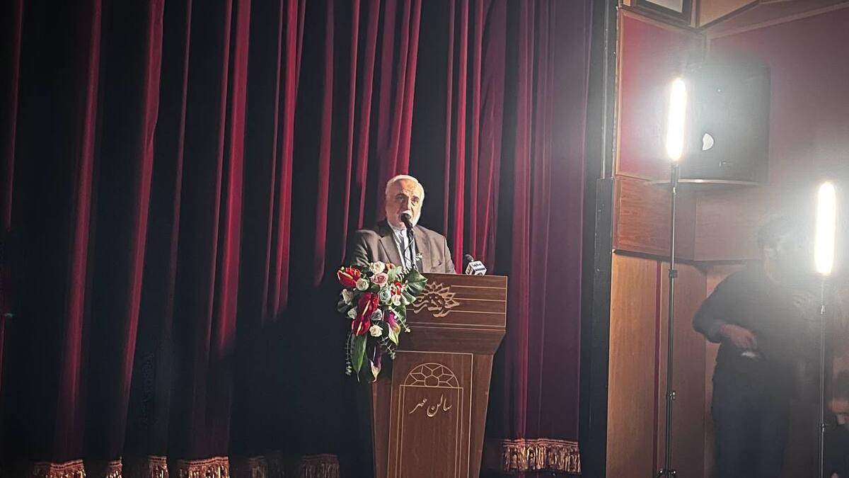 قدیریان هنرمندی است که از نقد خسته نمیشود