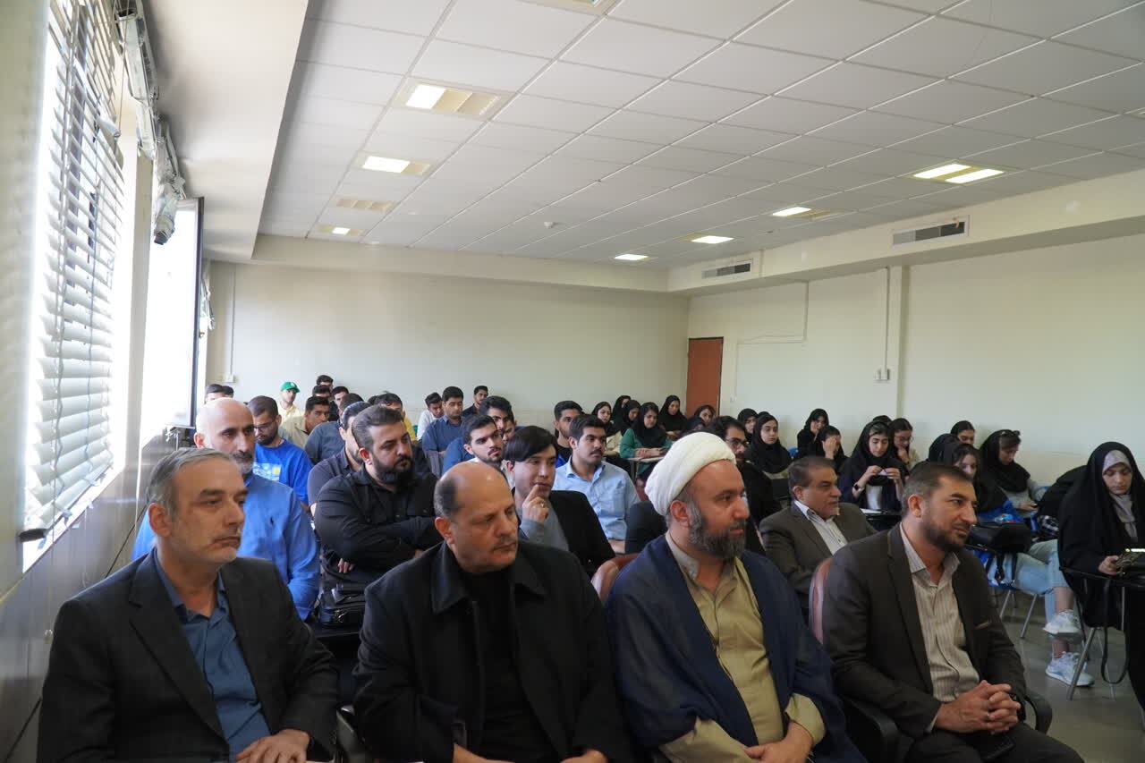 کرامت و قداست قرآن برای محققین و پژوهشگران مثالزدنی است کرامت و قداست قرآن برای محققین و پژوهشگران مثالزدنی است