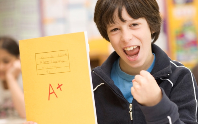 چگونه به فرزندمان در حین شکست انگیزه بدهیم؟ چگونه به فرزندمان در حین شکست انگیزه بدهیم؟