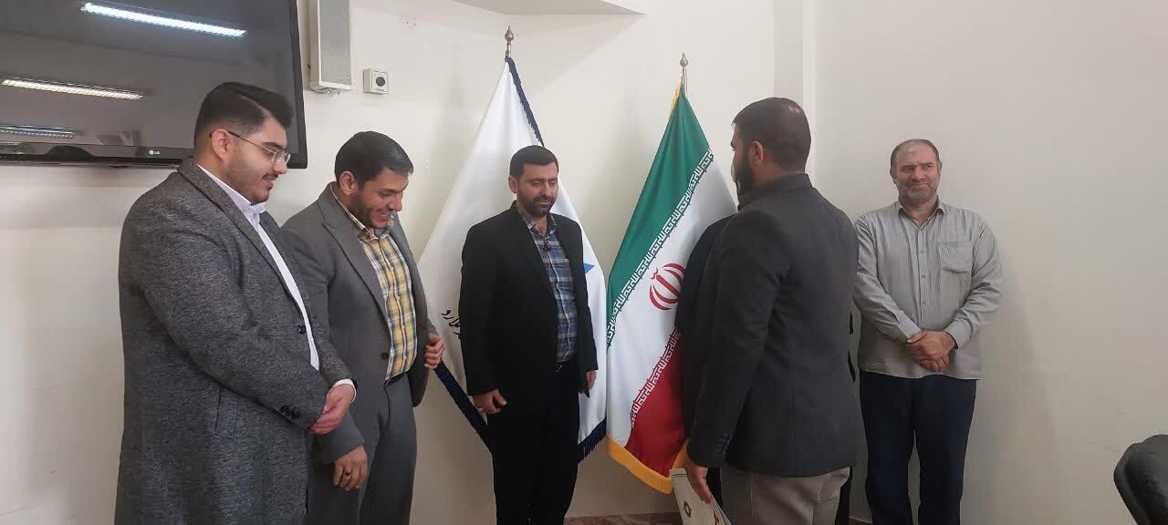 بسیج دانشجویی بازوی اجرایی و فکری دانشجویان است بسیج دانشجویی بازوی اجرایی و فکری دانشجویان است