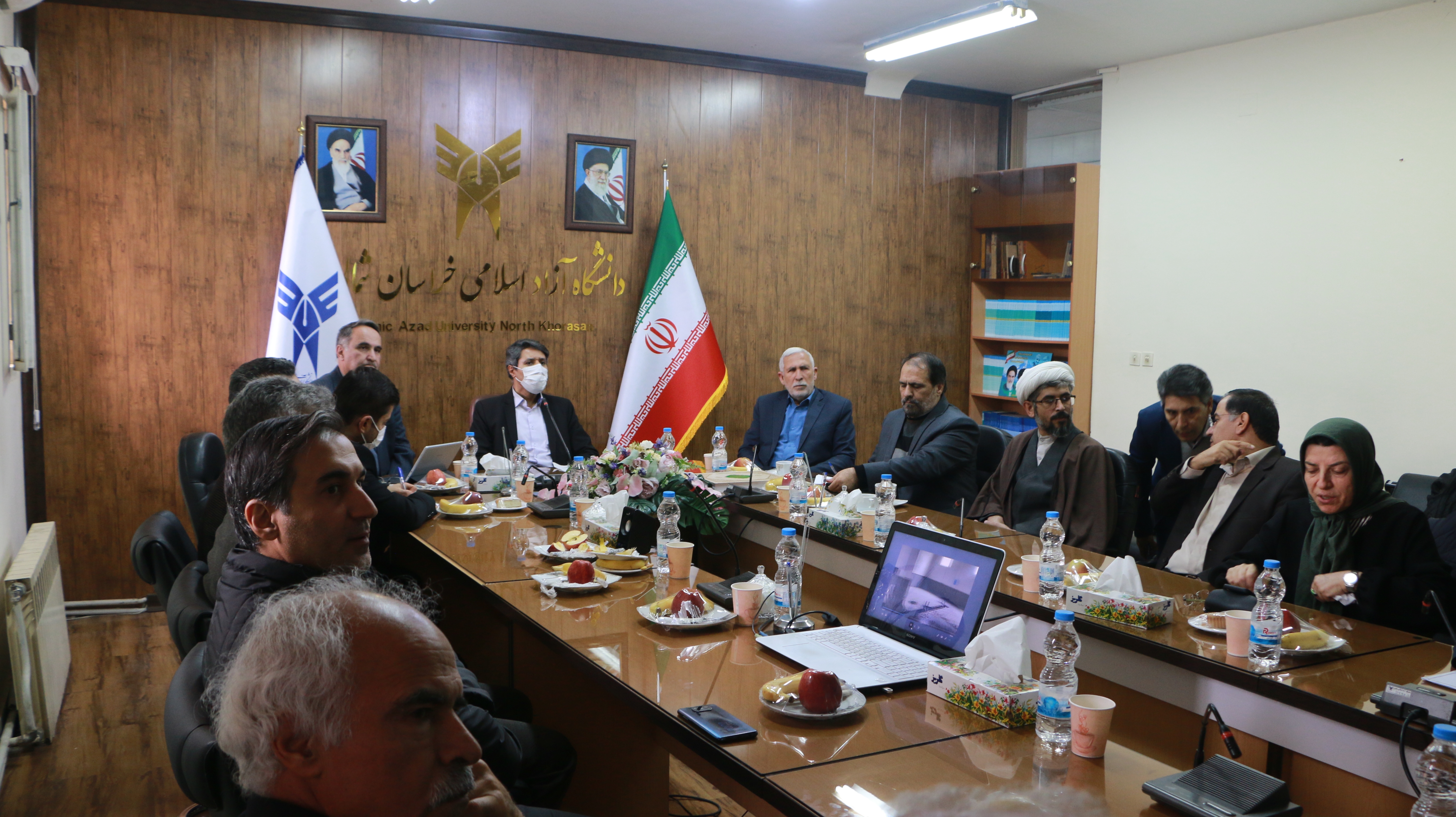 ارزیابی بیرونی دوره پزشکی عمومی دانشگاه آزاد بجنورد با حضور ارزیابان وزارت بهداشت ارزیابی بیرونی دوره پزشکی عمومی دانشگاه آزاد بجنورد با حضور ارزیابان وزارت بهداشت