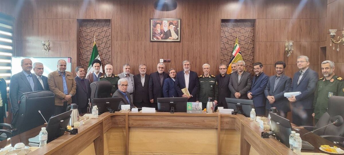 دیدار اعضای کمیسون امنیت ملی مجلس با رئیس ستاد کل نیروهای مسلح