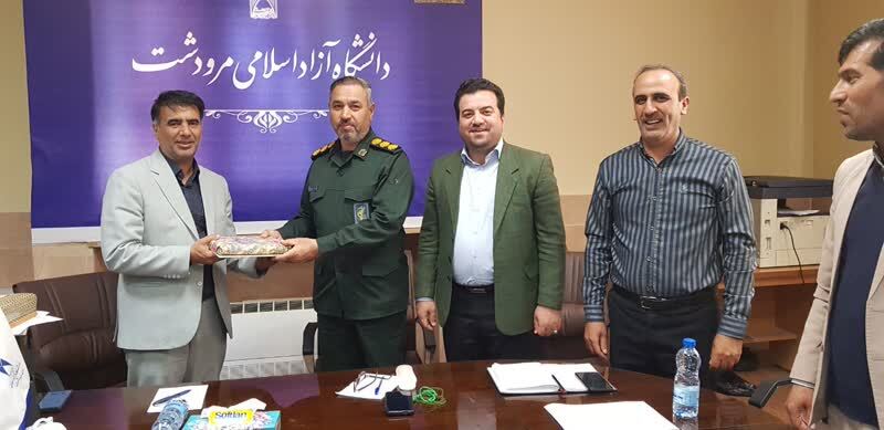 استادان بسیجی؛ پرچمداران تفکر ناب انقلابی در دانشگاهها استادان بسیجی؛ پرچمداران تفکر ناب انقلابی در دانشگاهها