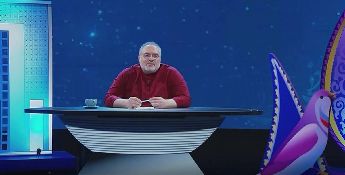 «آنِ» شعرها و غزلهای پارسی با «آنگاه» به شبکه دو میآید