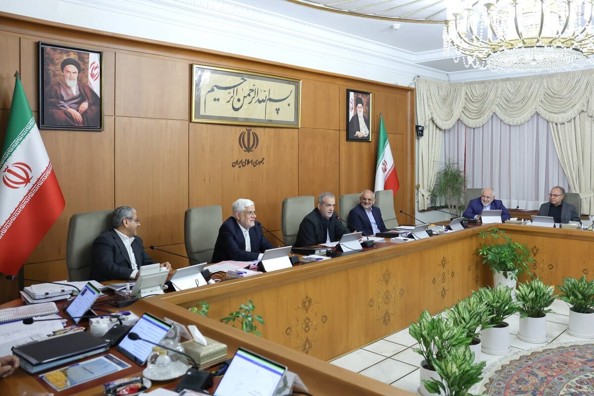 پزشکیان: مدل توسعه استانها بر محور برقراری تعادل میان منابع و مصارف طراحی شود