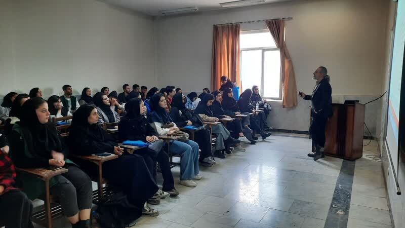 رویداد صدرای دانشگاه آزاد ورامین چگونه گذشت؟/ از پیادهسازی الگوی جدید ارتباط دانشگاه و صنعت تا باکتریشناسی عملی رویداد صدرای دانشگاه آزاد ورامین چگونه گذشت؟/ از پیادهسازی الگوی جدید ارتباط دانشگاه و صنعت تا باکتریشناسی عملی