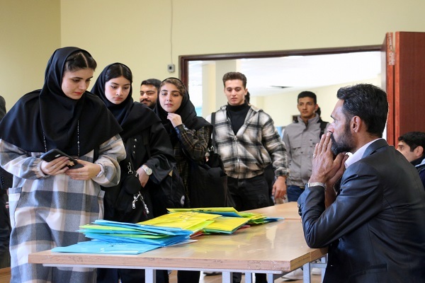 فرصتهای دانشجویی دائمی نیست؛ باید از تکتک این لحظات بهره برد فرصتهای دانشجویی دائمی نیست؛ باید از تکتک این لحظات بهره برد