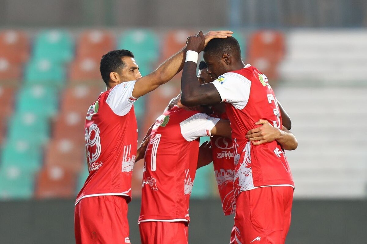 برزگر: پرسپولیس نباید به هیچ حریفی باج دهد بازی با الریان حکم مرگ و زندگی را دارد