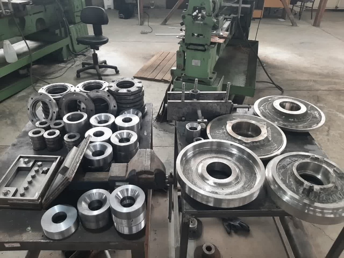 ساخت رادار نقطه کور و شیشههای دوجداره خودرو ساخت رادار نقطه کور و شیشههای دوجداره خودرو