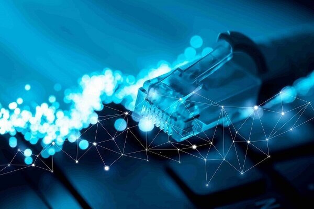 «متا» کابل زیردریایی فیبرنوری میسازد