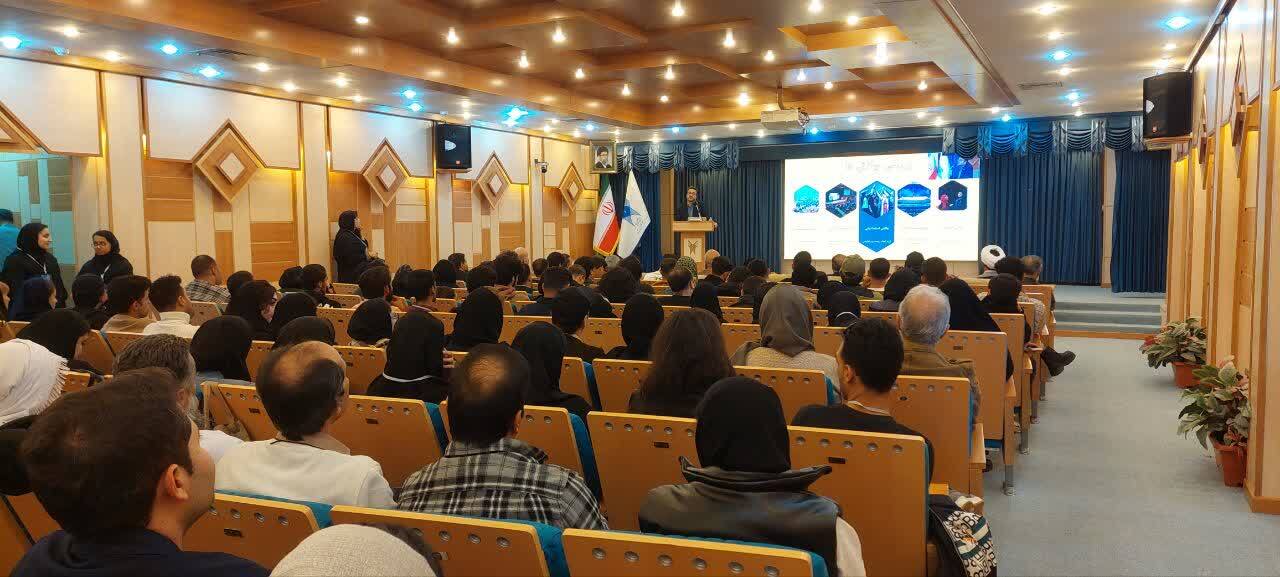 جشنواره ملی هنرهای نمایشی نشاندهنده توجه ویژه دانشگاه آزاد به رشتههای هنری است جشنواره ملی هنرهای نمایشی نشاندهنده توجه ویژه دانشگاه آزاد به رشتههای هنری است