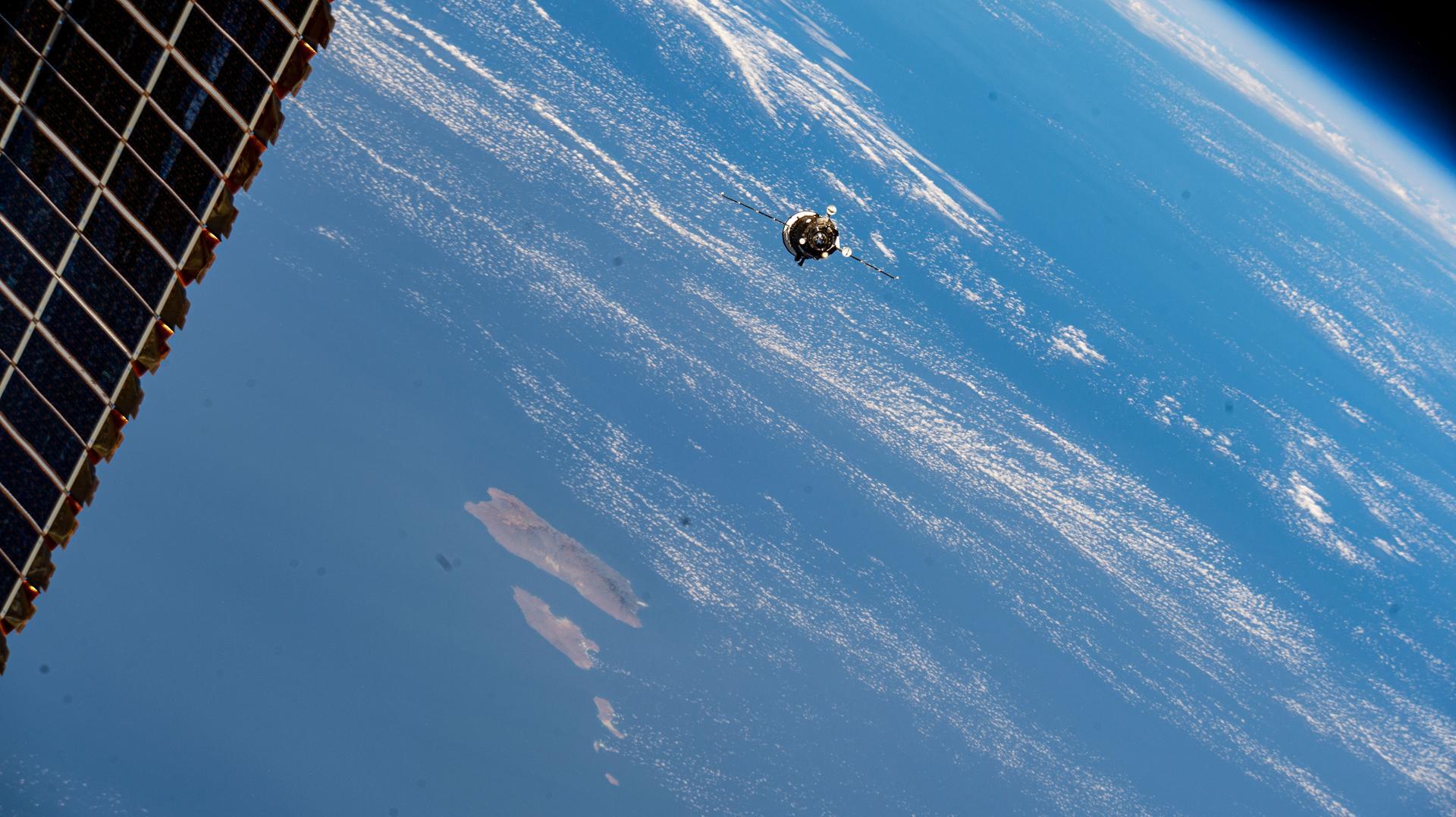 تصاویر نجومی یازدهم آذر (۱ دسامبر) تصاویر نجومی یازدهم آذر (۱ دسامبر)