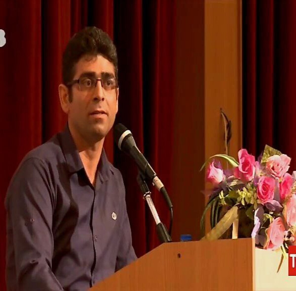 نقش بنیادی شعر در ترویج فرهنگ عاشورایی و شخصیت حضرت علی اکبر(ع)