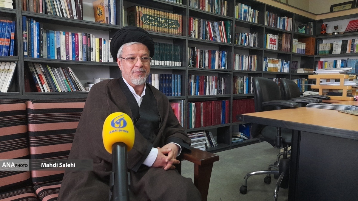 آیا ایران توانسته است در علم و فناوری به جایگاه تمدن نوین اسلامی نزدیک شود؟  چرا گنجاندن نام شورای عالی انقلاب فرهنگی در بازنگری قانون اساسی اهمیت دارد؟