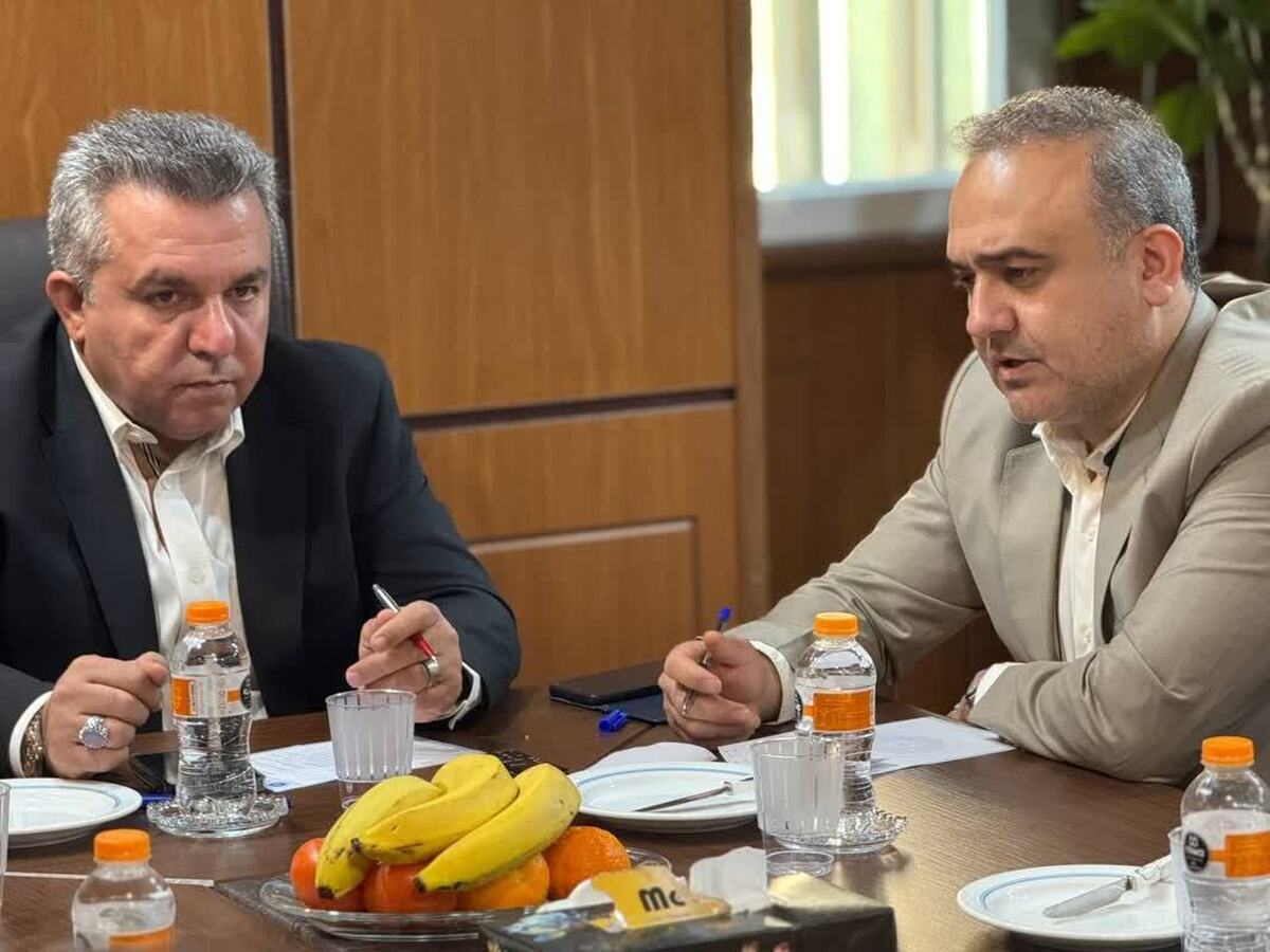 توانمندی صنعت به طور کامل در دانشآموختگان وجود ندارد اعزام دانشجویان مستعد به همایشهای بینالمللی