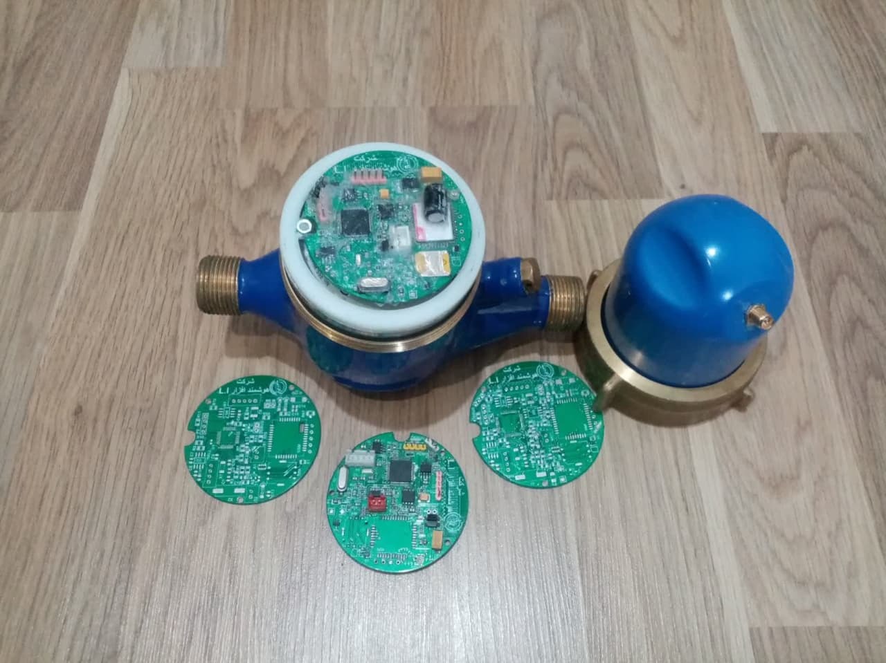 آبیاری هوشمند و سوزاندن علفهای هرز با محصولی دانشبنیان/ کنتور هوشمند بومیسازی شد آبیاری هوشمند و سوزاندن علفهای هرز با محصولی دانشبنیان/ کنتور هوشمند بومیسازی شد