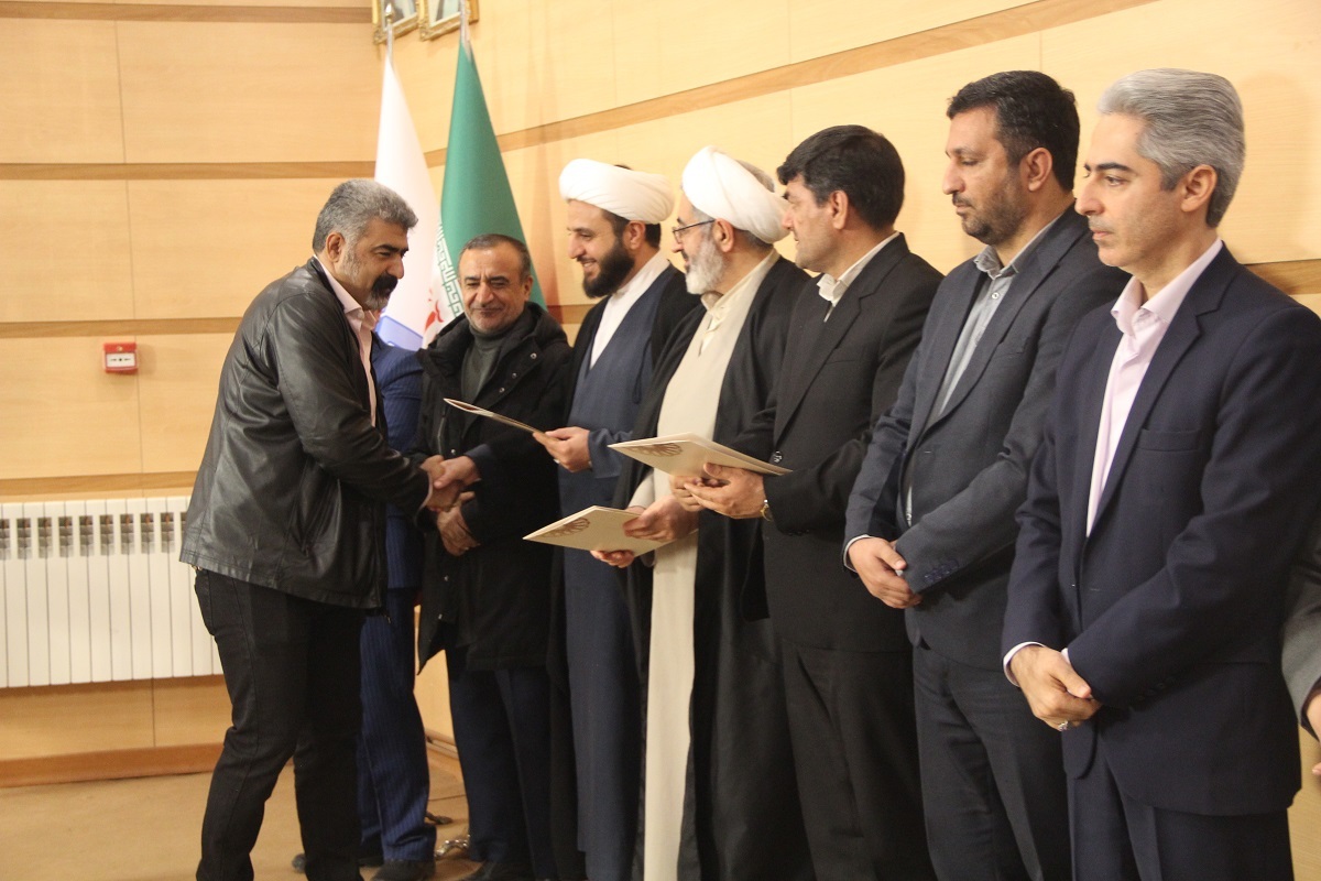 سلسله تعلیق و تربیت نسل فرهیخته جامعه با دانشجو ادامه دارد سلسله تعلیق و تربیت نسل فرهیخته جامعه با دانشجو ادامه دارد