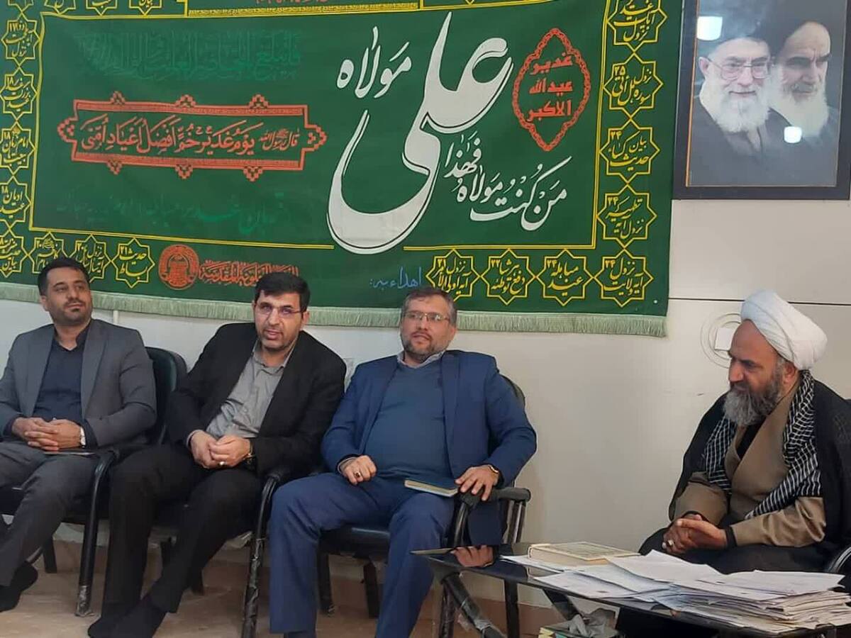 امام جمعه ممسنی: دانشگاه آزاد محور فعالیتهای فرهنگی به شمار میرود