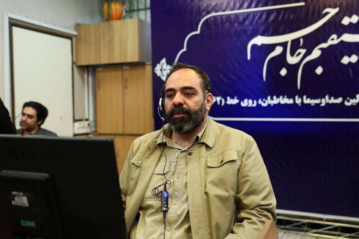 منعی برای بردن برنامهها روی آنتن نداریم