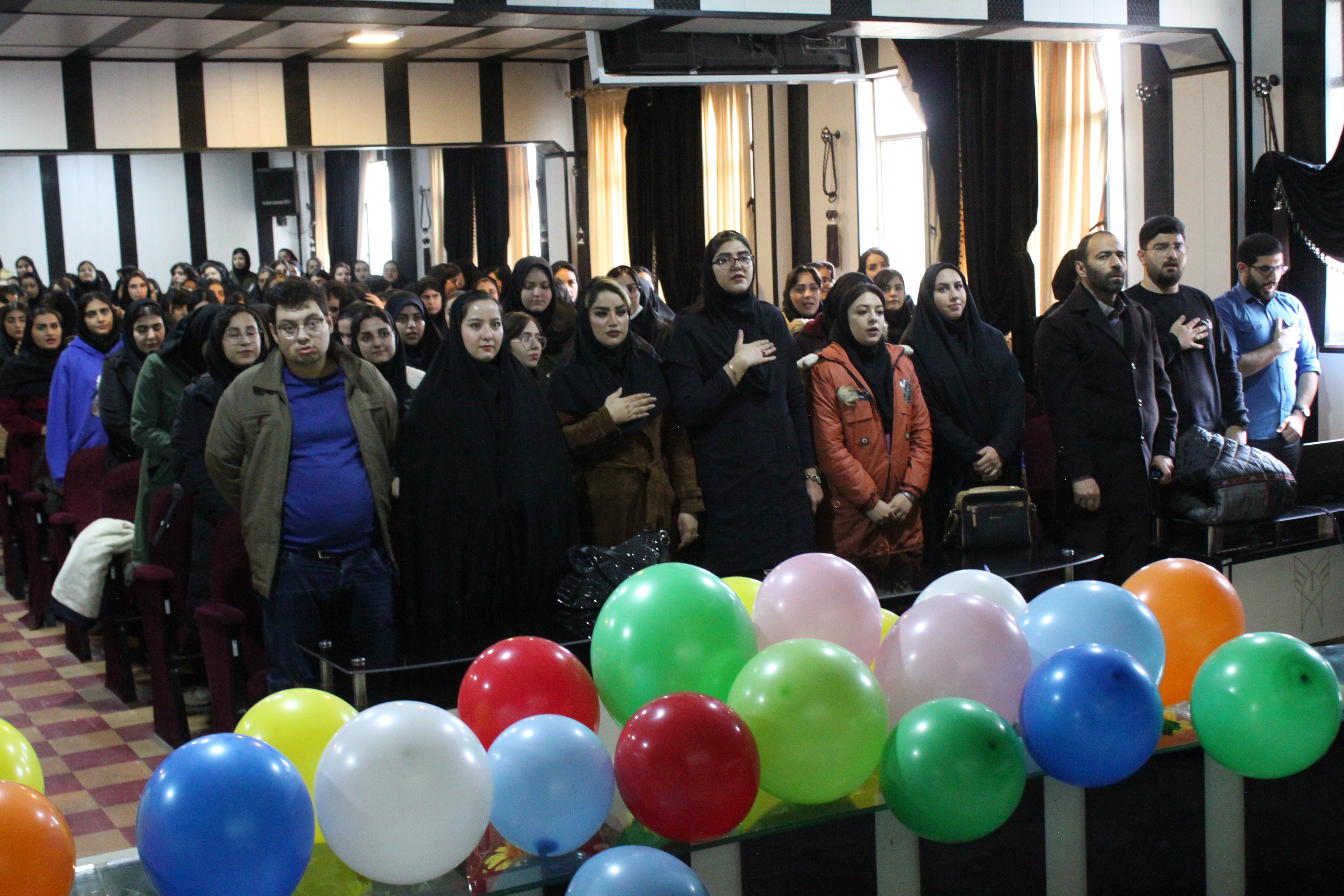 اهمیت ورود دانشجویان به عرصههای پژوهش و فناوری برای کشور اهمیت ورود دانشجویان به عرصههای پژوهش و فناوری برای کشور