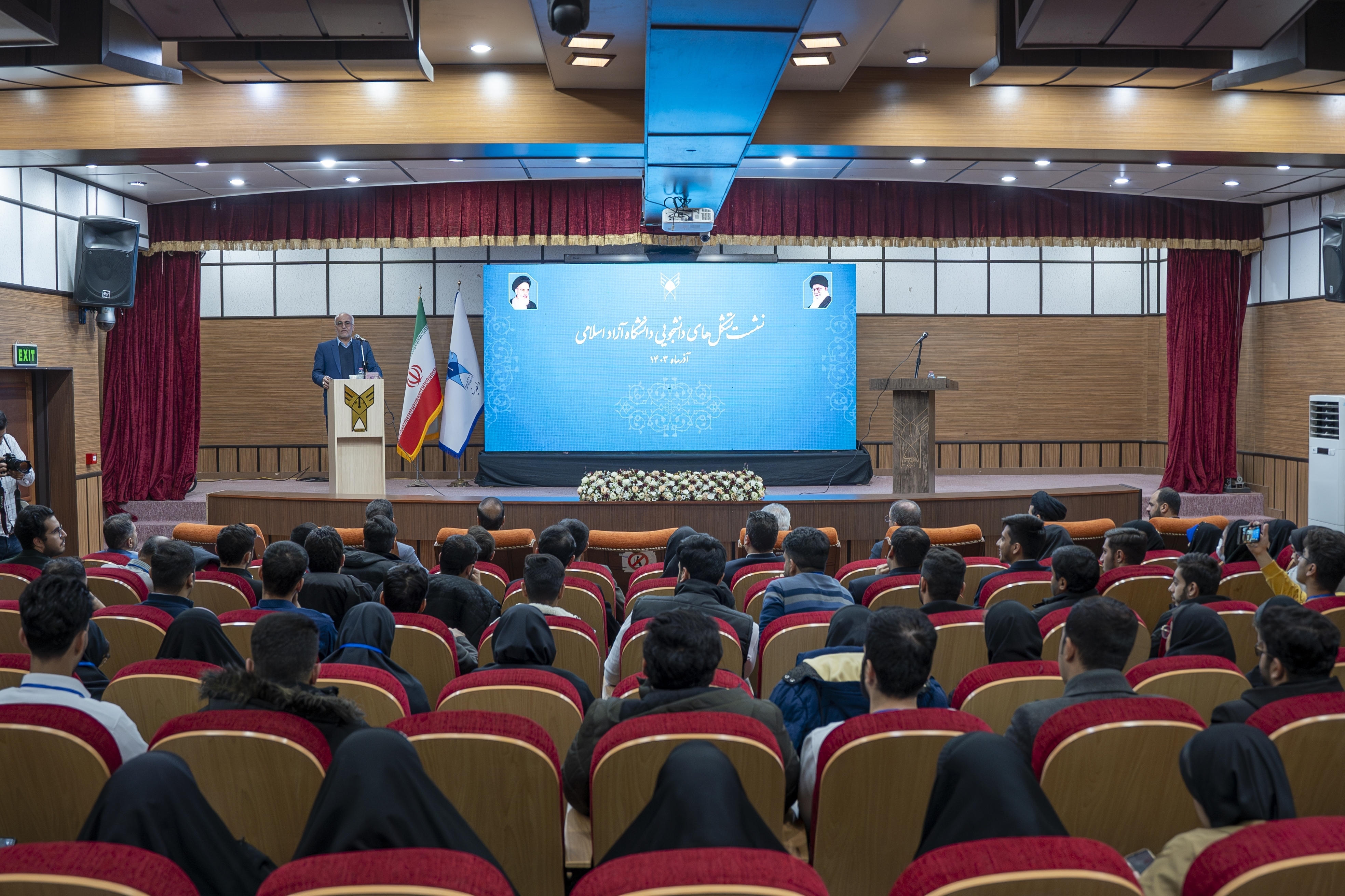 دیدار سالانه طهرانچی با تشکلهای دانشجویی در دانشگاه آزاد یزد دیدار سالانه طهرانچی با تشکلهای دانشجویی در دانشگاه آزاد یزد