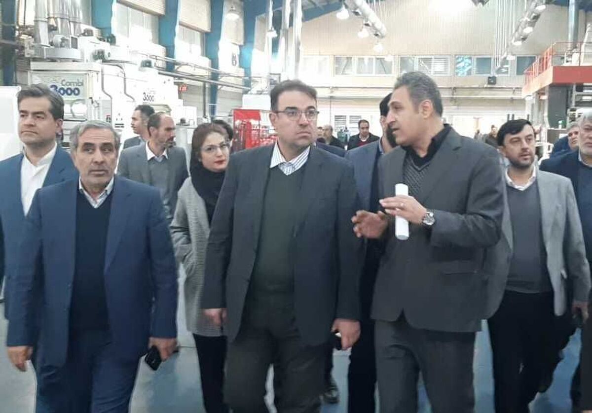 معاون وزیر صمت: ایران در صنعت چاپ و بستهبندی باید به خودکفایی برسد