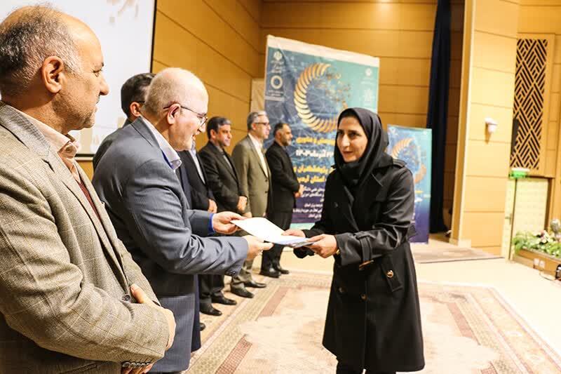 ۱۱ پژوهشگر دانشگاه آزاد اردبیل بین برترینهای جشنواره پژوهشگران و فناوران برتر ۱۱ پژوهشگر دانشگاه آزاد اردبیل بین برترینهای جشنواره پژوهشگران و فناوران برتر