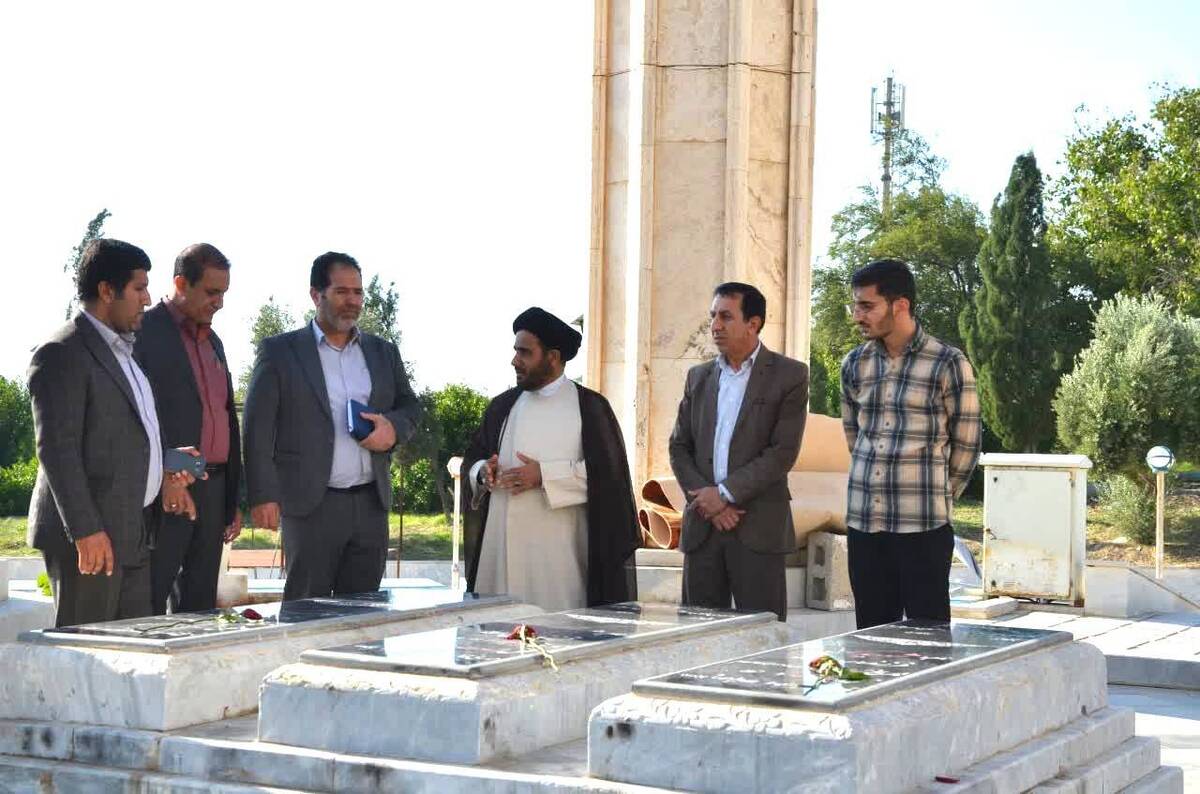 دانشگاهها نقش فعالتری در حفظ یاد و خاطره شهدای گمنام ایفا کنند