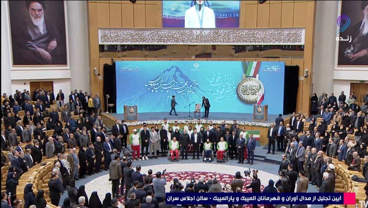 پزشکیان: در حد توان تلاش میکنیم موانع را از سر راه شما برداریم/ مهم در مسیر قله بودن است، حتی اگر در راه بمیریم+ فیلم