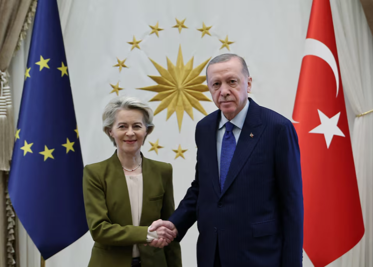 اردوغان خواستار کمک نهادهای بینالمللی به شورشیان سوری شد
