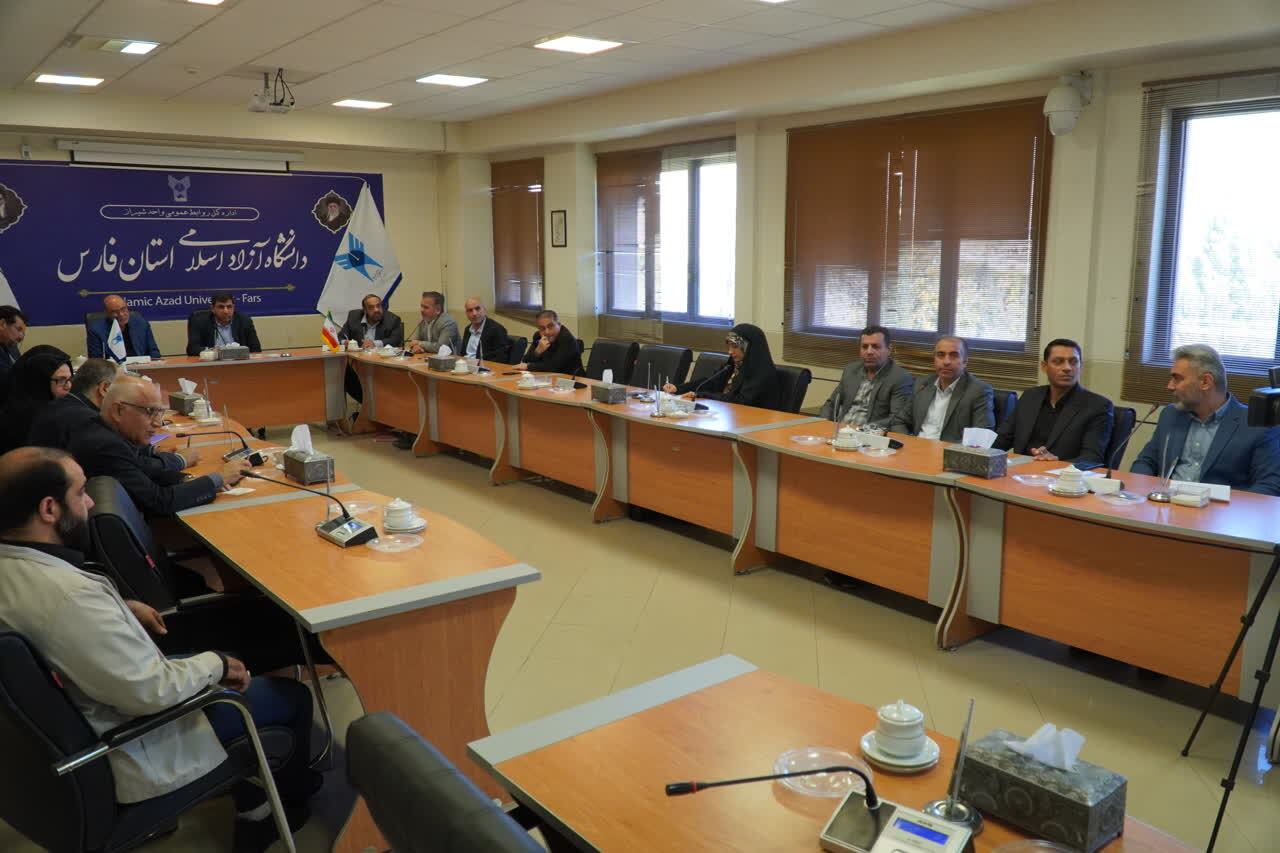 کنگره ملی شعر و داستان ایثار فرصتی برای ترویج فرهنگ ایثار و شهادت کنگره ملی شعر و داستان ایثار فرصتی برای ترویج فرهنگ ایثار و شهادت