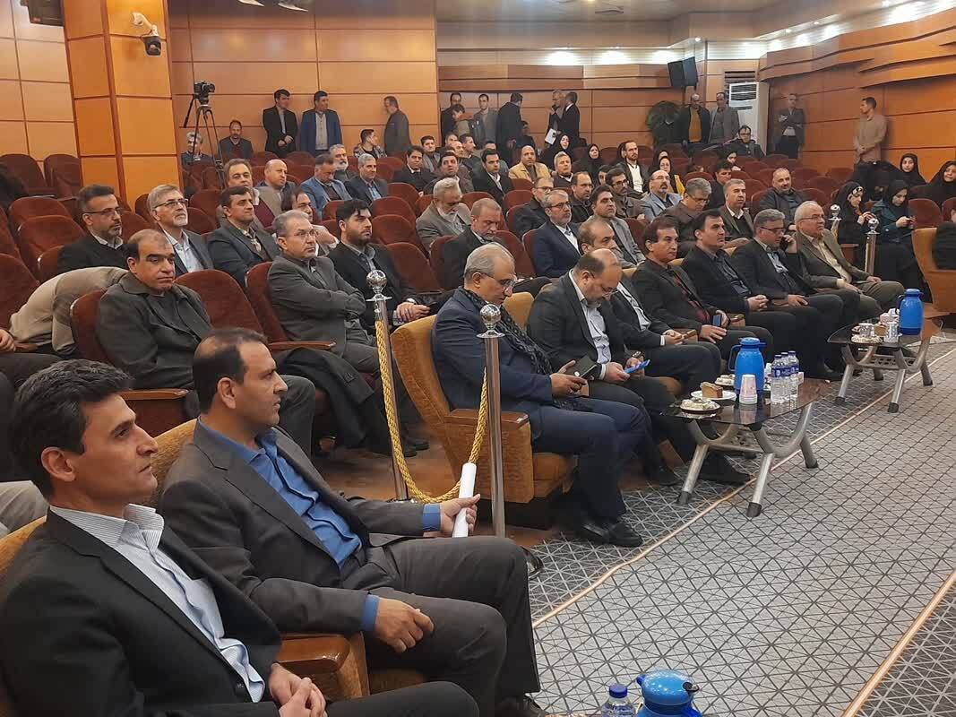 پژوهشگران برتر دانشگاه آزاد اصفهان معرفی شدند + اسامی