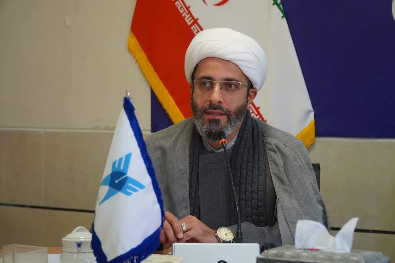 بسیجی اهل دروغ و سیاستزدگی نیست/ بسیجی با مردم رفتار صادقانه و عادلانه دارد بسیجی اهل دروغ و سیاستزدگی نیست/ بسیجی با مردم رفتار صادقانه و عادلانه دارد