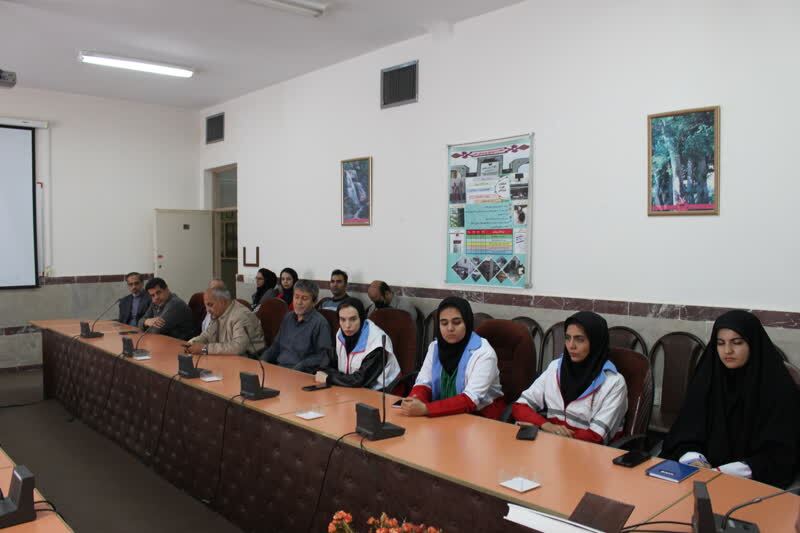 ردای عشق به ولایت بر تن عاشقان امامت/ تفکر بسیجی گام مؤثر در گسترش علم و دانش//بماند// ردای عشق به ولایت بر تن عاشقان امامت/ تفکر بسیجی گام مؤثر در گسترش علم و دانش//بماند//