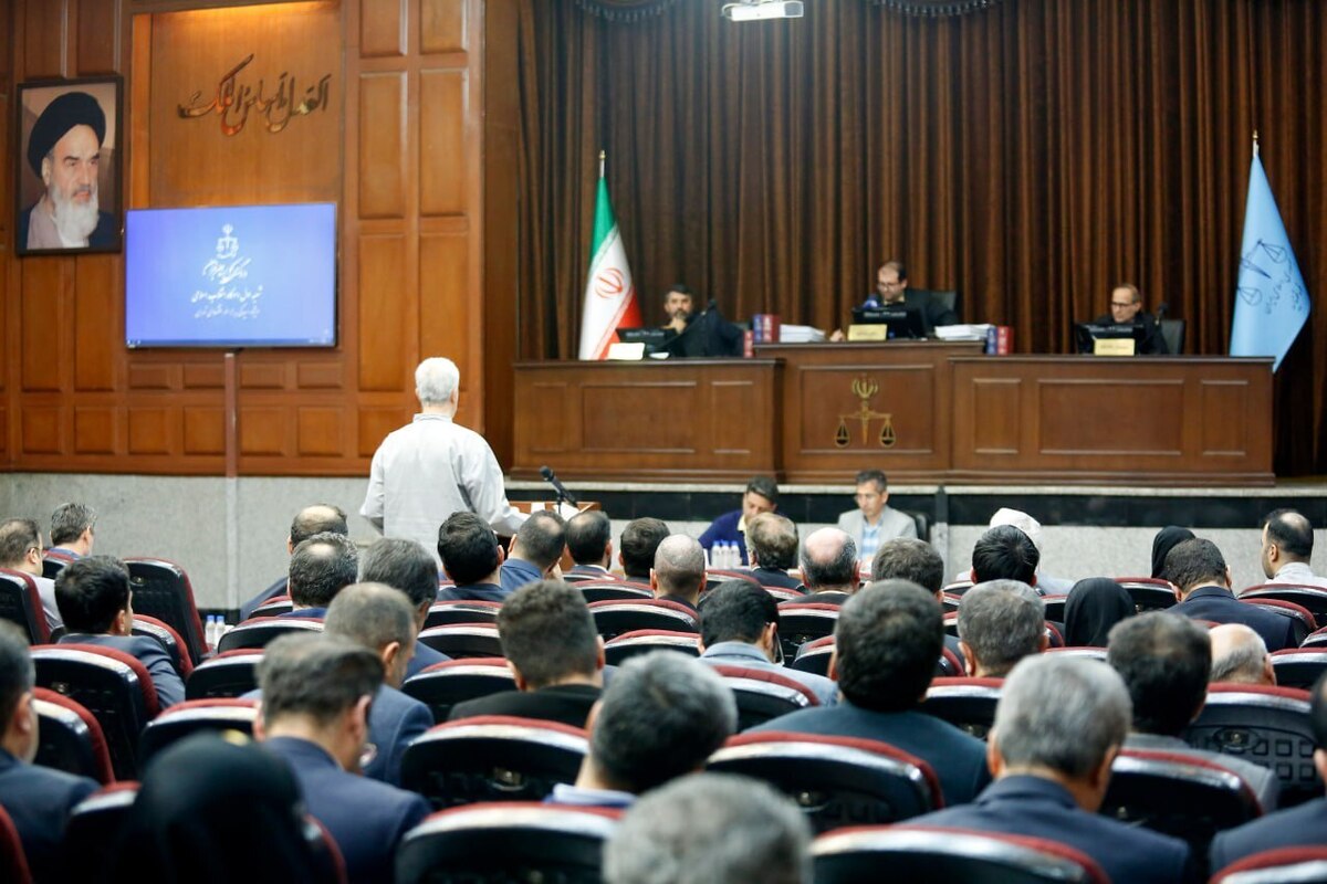 برگزاری چهارمین دادگاه چای دبش متهم ردیف اول از خود دفاع کرد