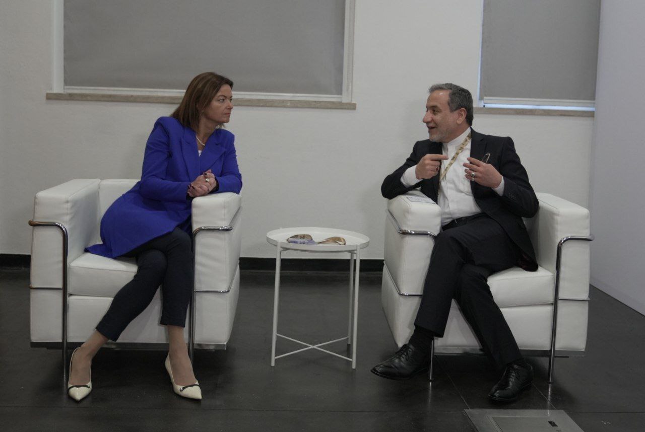 دیدار و گفتوگوی عراقچی با همتایان بوسنی و اسلوونی دیدار و گفتوگوی عراقچی با همتایان بوسنی و اسلوونی