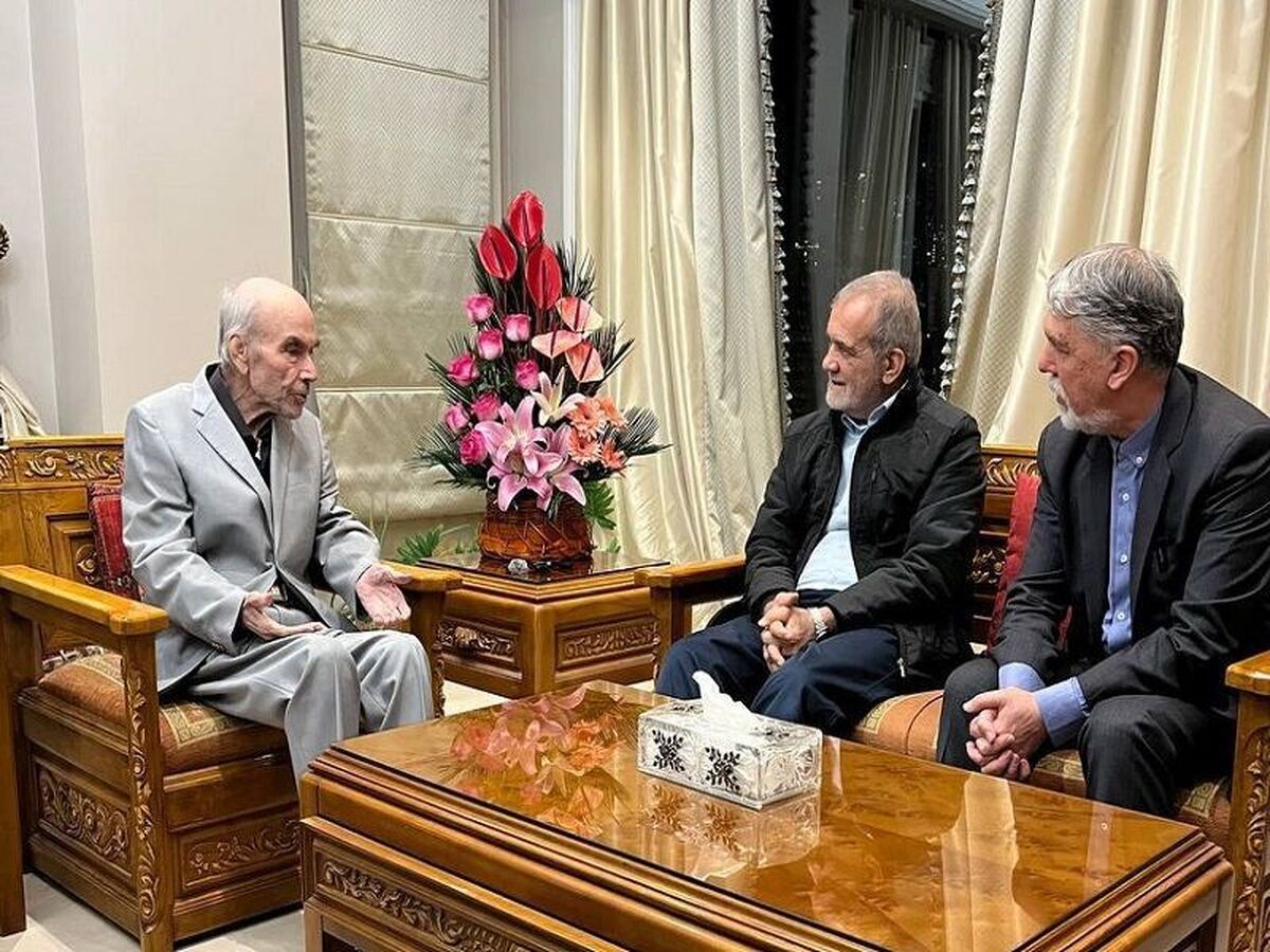 دیدار رئیسجمهور با فیلسوف شهیر ایرانی