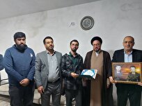 کریمی: اقتدار و صلابت ایران مدیون حماسهآفرینی شهدا و ایثارگران است