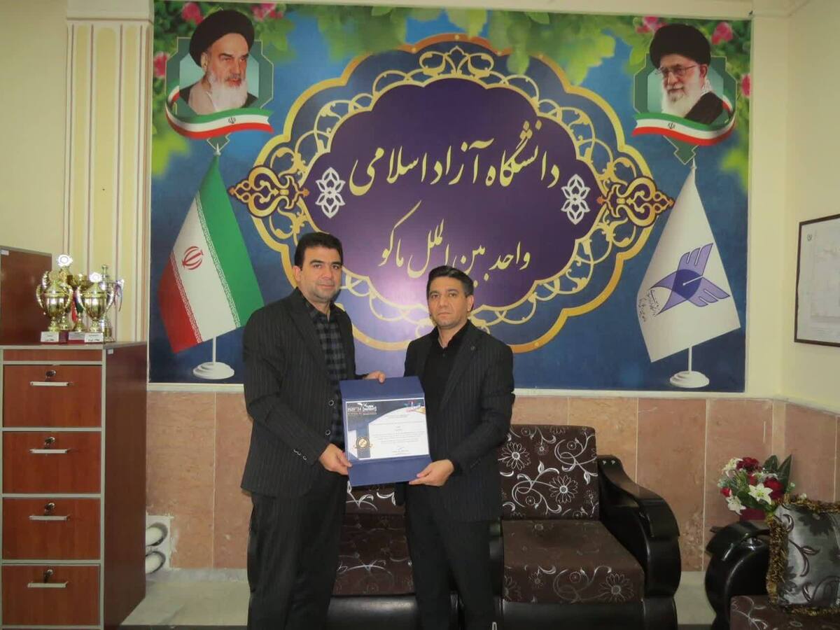 کسب مدال نقره مسابقات بینالمللی فدراسیون جهانی مخترعین توسط دانشجوی دانشگاه آزاد