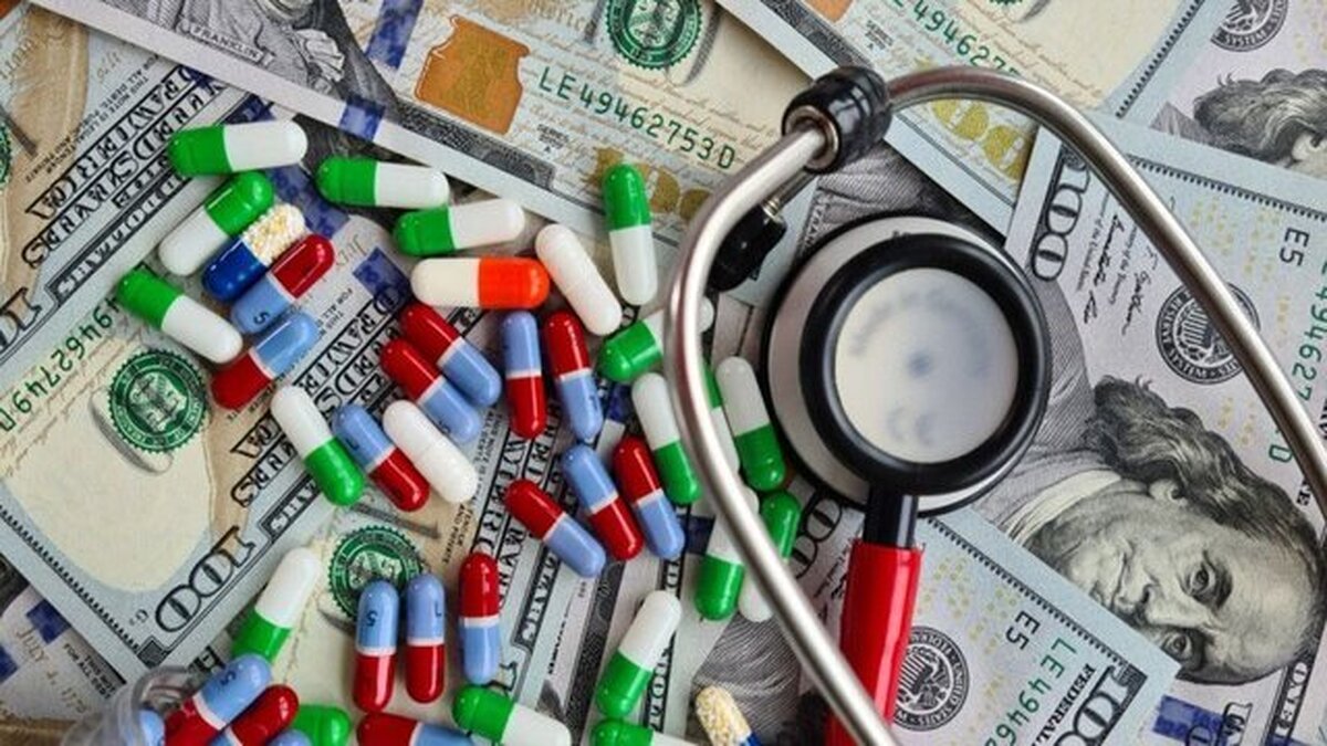 تسهیلات ارزی برای واردات دارو و تجهیزات پزشکی پرداخت میشود