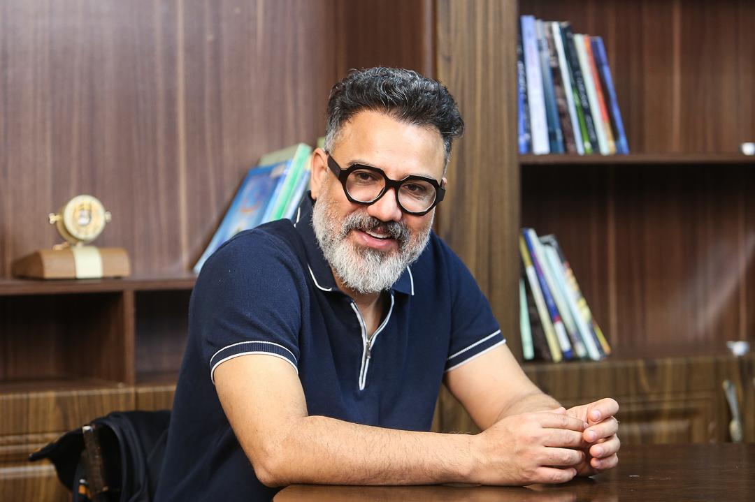 شهرداری ها از تئاتر حمایت نمی کنند!/ تئاتر با خصوصی سازی به سمت نابودی رفته است+ فیلم شهرداری ها از تئاتر حمایت نمی کنند!/ تئاتر با خصوصی سازی به سمت نابودی رفته است+ فیلم