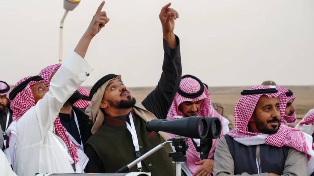 تقویم عربستان زیر ذره‌بین ستاره‌شناسان: تناقض رویت ماه شوال و اعلام عید فطر با واقعیت‌های علمی