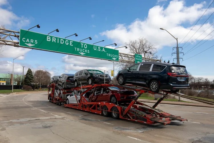 تعرفههای ۲۵ درصدی ترامپ بر واردات خودرو و واکنش غول های خودروسازی جهان تعرفههای ۲۵ درصدی ترامپ بر واردات خودرو و واکنش غول های خودروسازی جهان