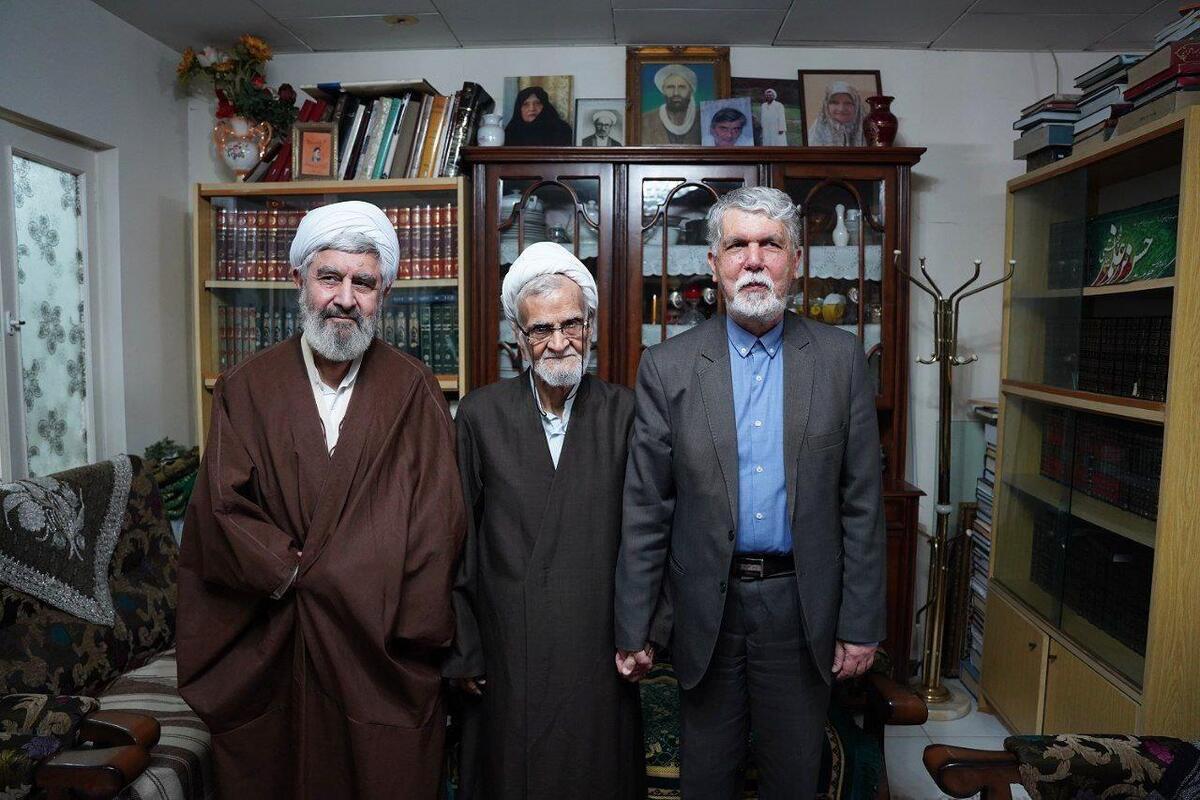 دیدار نوروزی وزیر فرهنگ و ارشاد اسلامی با حجت‌الاسلام حجتی کرمانی  «قلبا کسی را به اندازه رهبری دوست ندارم!»